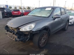 
										2013 Porsche Cayenne full									
