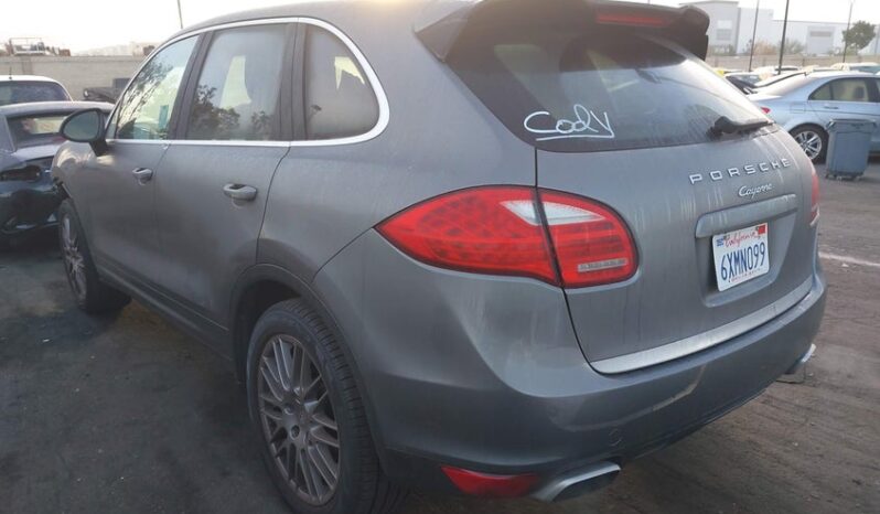 
								2013 Porsche Cayenne full									