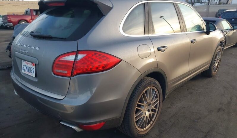 
								2013 Porsche Cayenne full									