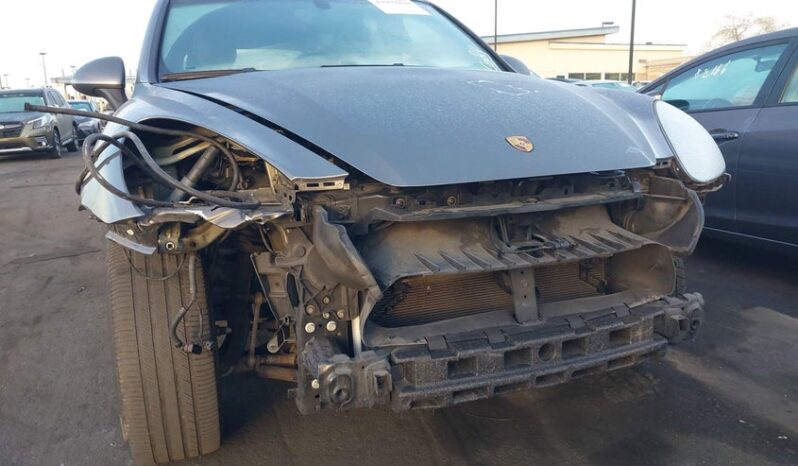
								2013 Porsche Cayenne full									