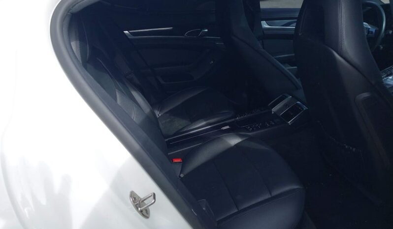 
								2012 Porsche Panamera full									