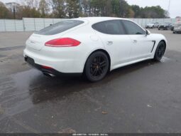 
										2016 Porsche Panamera full									