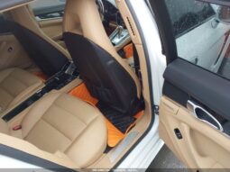 
										2016 Porsche Panamera full									