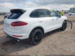 
										2016 Porsche Cayenne full									