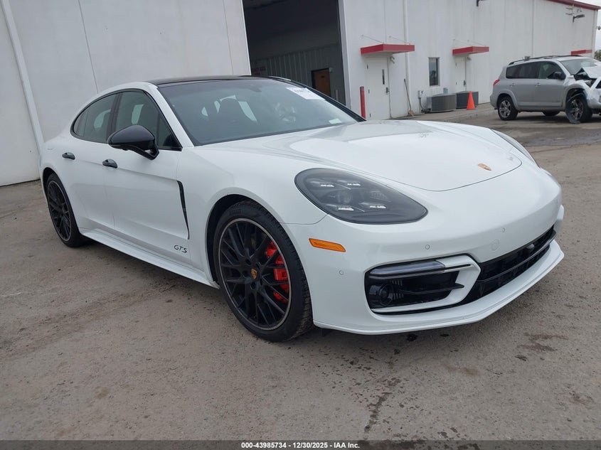2023 Porsche Panamera