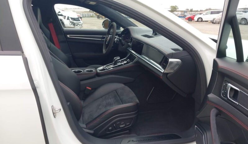 
								2023 Porsche Panamera full									