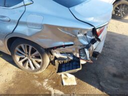 
										2019 Lexus Es 350 full									