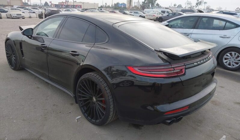 
								2018 Porsche Panamera full									