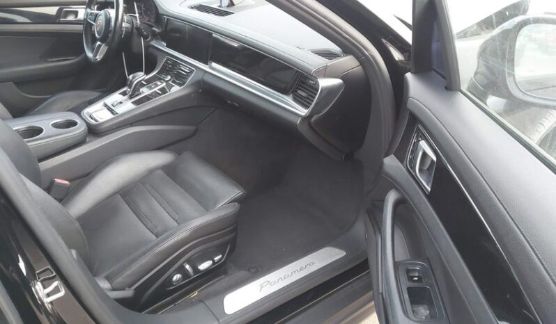 
								2018 Porsche Panamera full									