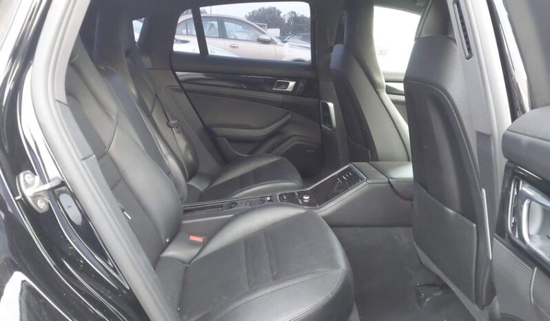 
								2018 Porsche Panamera full									