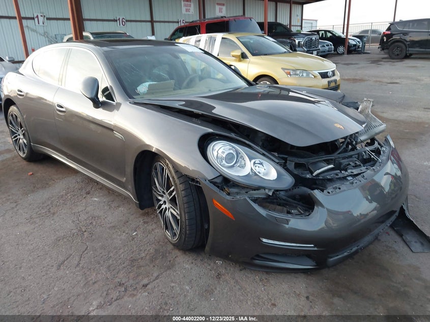 2016 Porsche Panamera