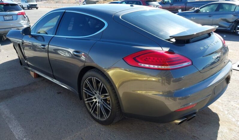 
								2016 Porsche Panamera full									