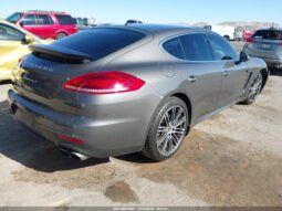 
										2016 Porsche Panamera full									