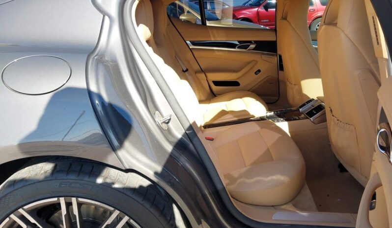 
								2016 Porsche Panamera full									
