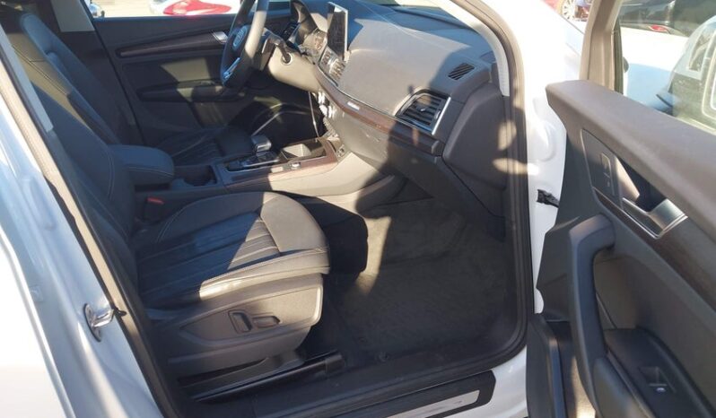 
								2023 Audi Q5 full									