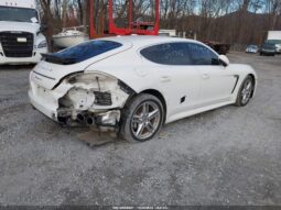 
										2012 Porsche Panamera full									