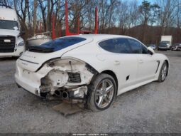 
										2012 Porsche Panamera full									