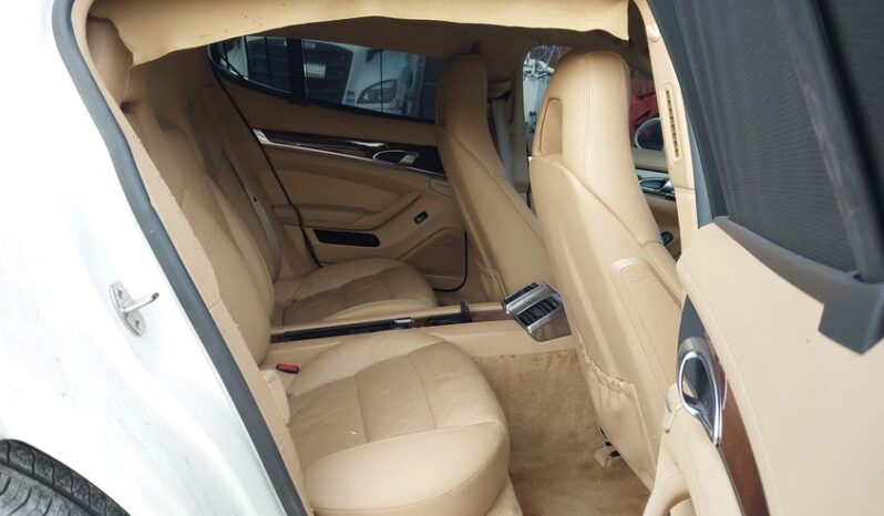 
								2012 Porsche Panamera full									