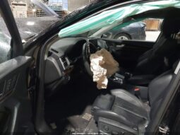 
										2019 Audi Q5 full									