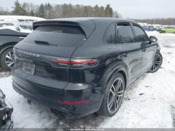 
										2021 Porsche Cayenne full									