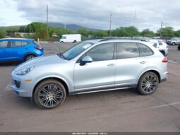
										2017 Porsche Cayenne full									