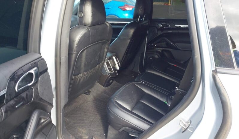 
								2017 Porsche Cayenne full									
