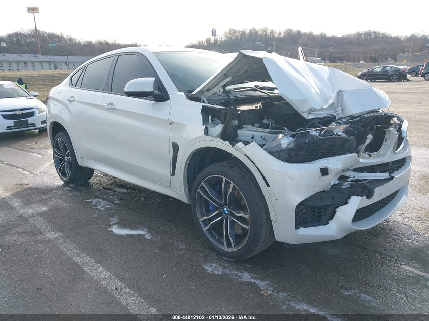 2016 BMW X6 m