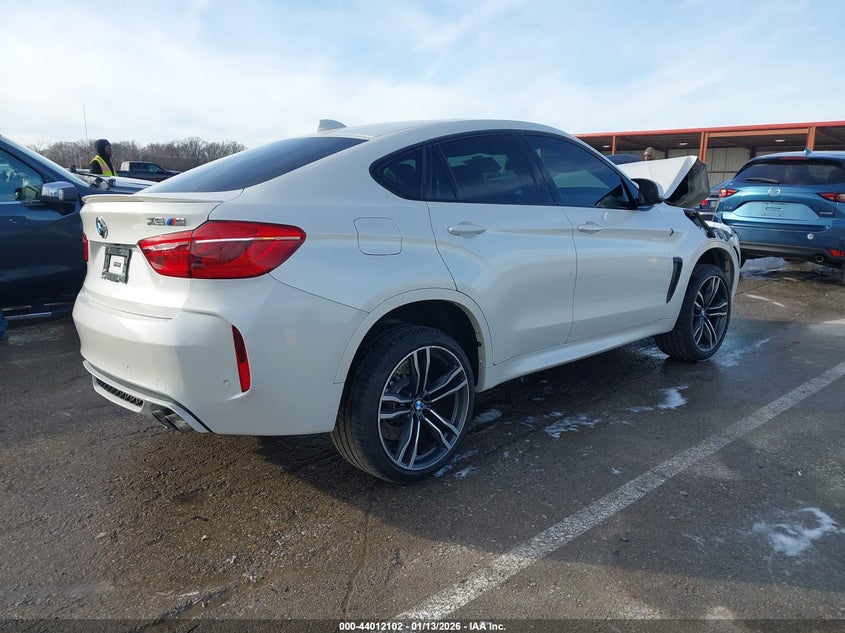 2016 BMW X6 m