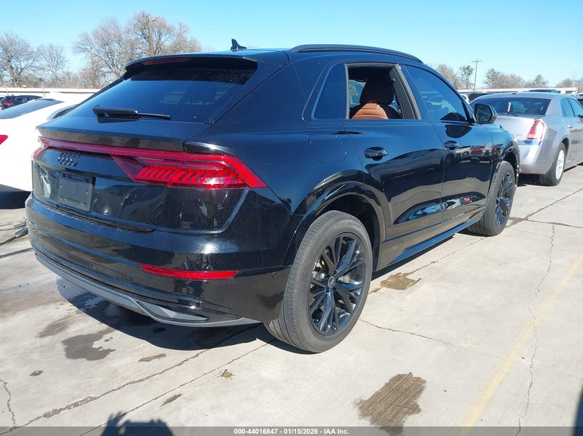 2021 Audi Q8