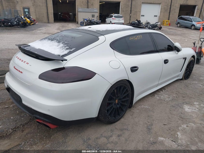 2014 Porsche Panamera