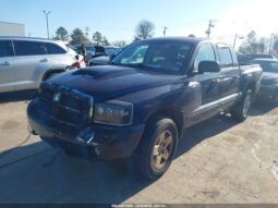 
										2005 Dodge Dakota full									
