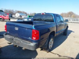 
										2005 Dodge Dakota full									
