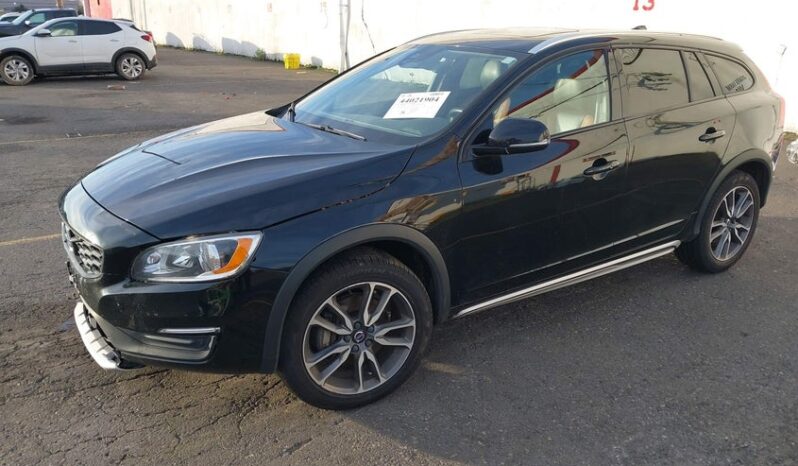 
								2018 Volvo V60 cross country full									