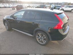 
										2018 Volvo V60 cross country full									