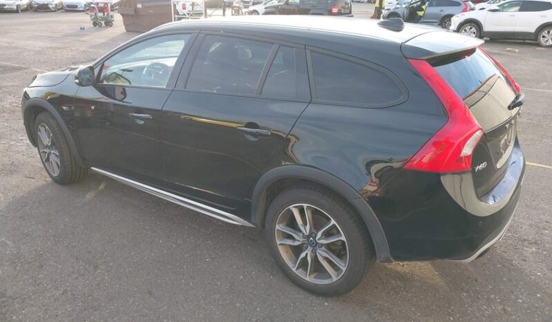 
								2018 Volvo V60 cross country full									