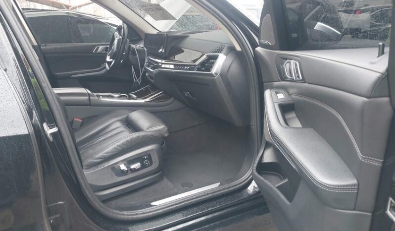 
								2023 BMW X7 full									