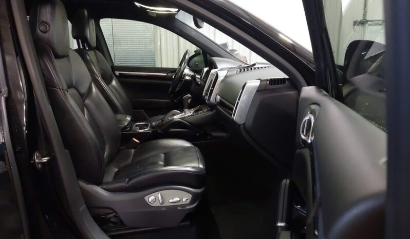 
								2017 Porsche Cayenne full									
