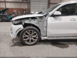 
										2022 BMW X7 full									