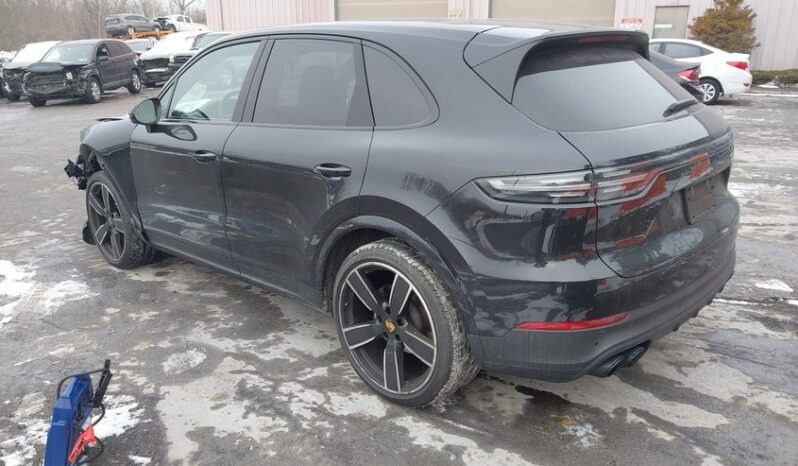 
								2021 Porsche Cayenne full									