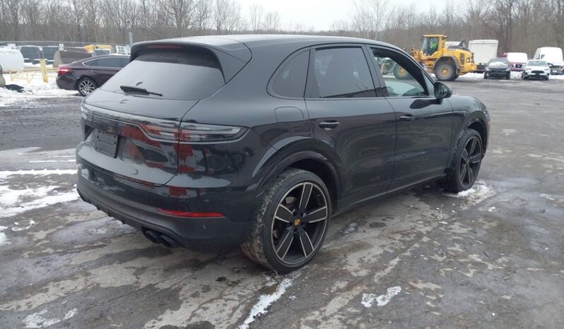 
								2021 Porsche Cayenne full									