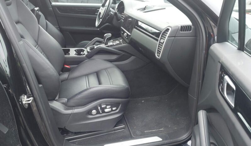 
								2021 Porsche Cayenne full									