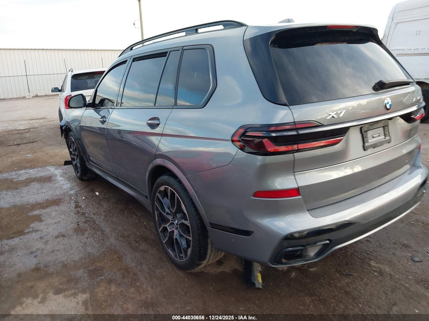 2024 BMW X7