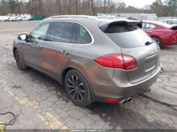 
										2013 Porsche Cayenne full									