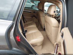 
										2013 Porsche Cayenne full									
