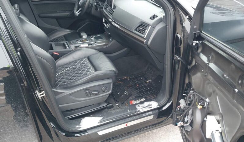 
								2018 Audi Sq5 full									