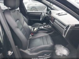 
										2023 Porsche Cayenne full									