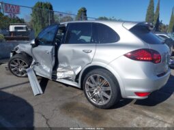 
										2014 Porsche Cayenne full									
