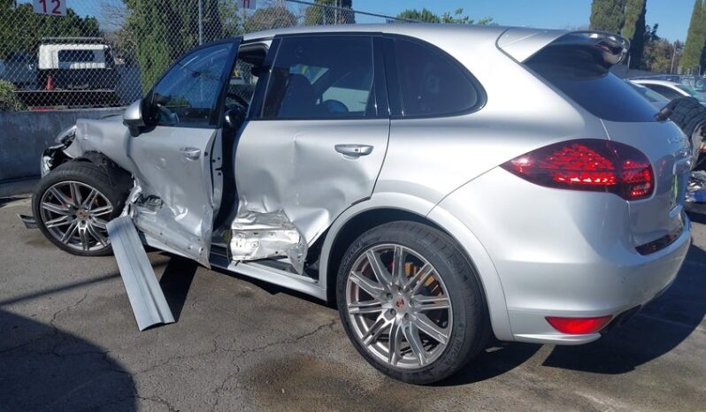 
								2014 Porsche Cayenne full									