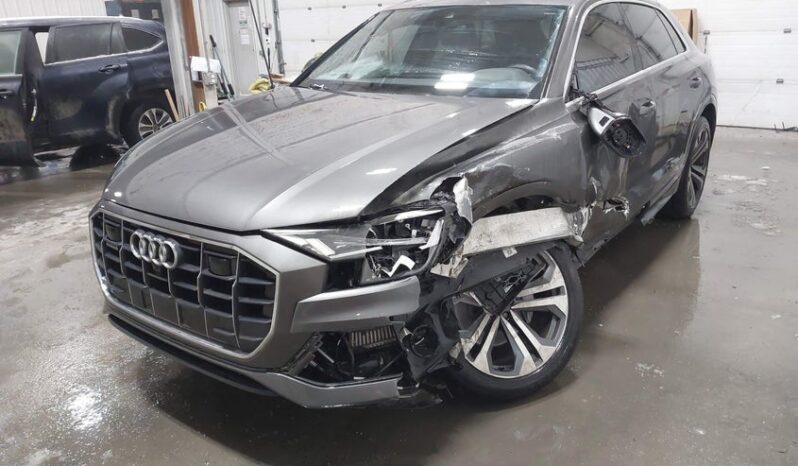 
								2020 Audi Q8 full									