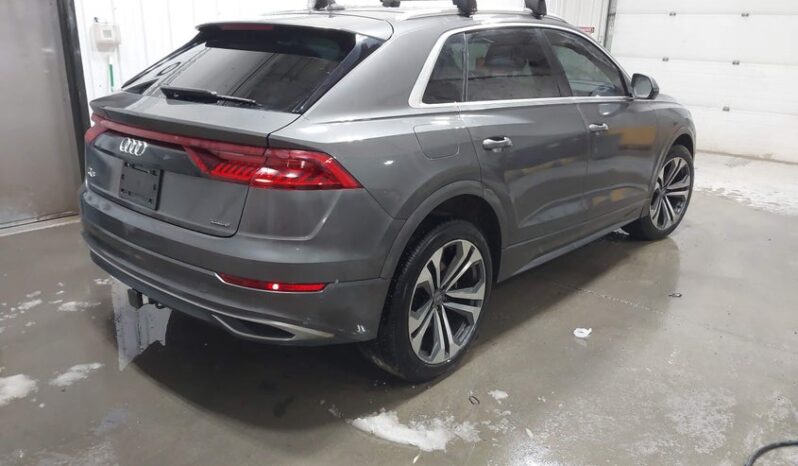
								2020 Audi Q8 full									